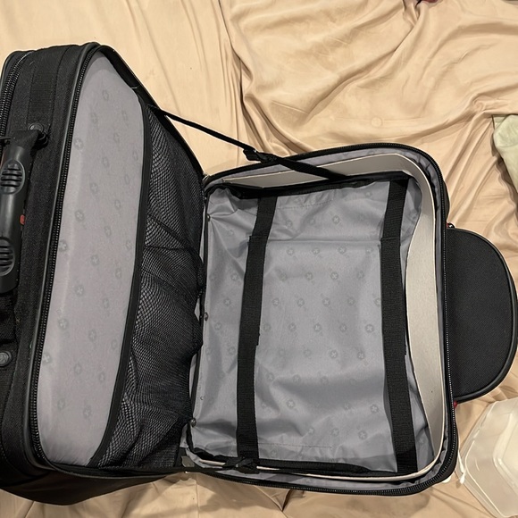 Swiss Gear Granada Laptop Case on wheels fully retractable handle bag strap blk - Picture 10 of 16